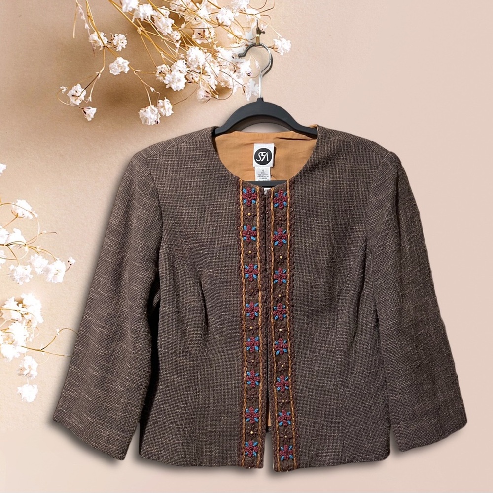 S5A Vintage Brown Tweed Jacket With Floral Embroidered Trim